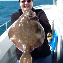 Sandra_and_a_6lb_plaice.jpg